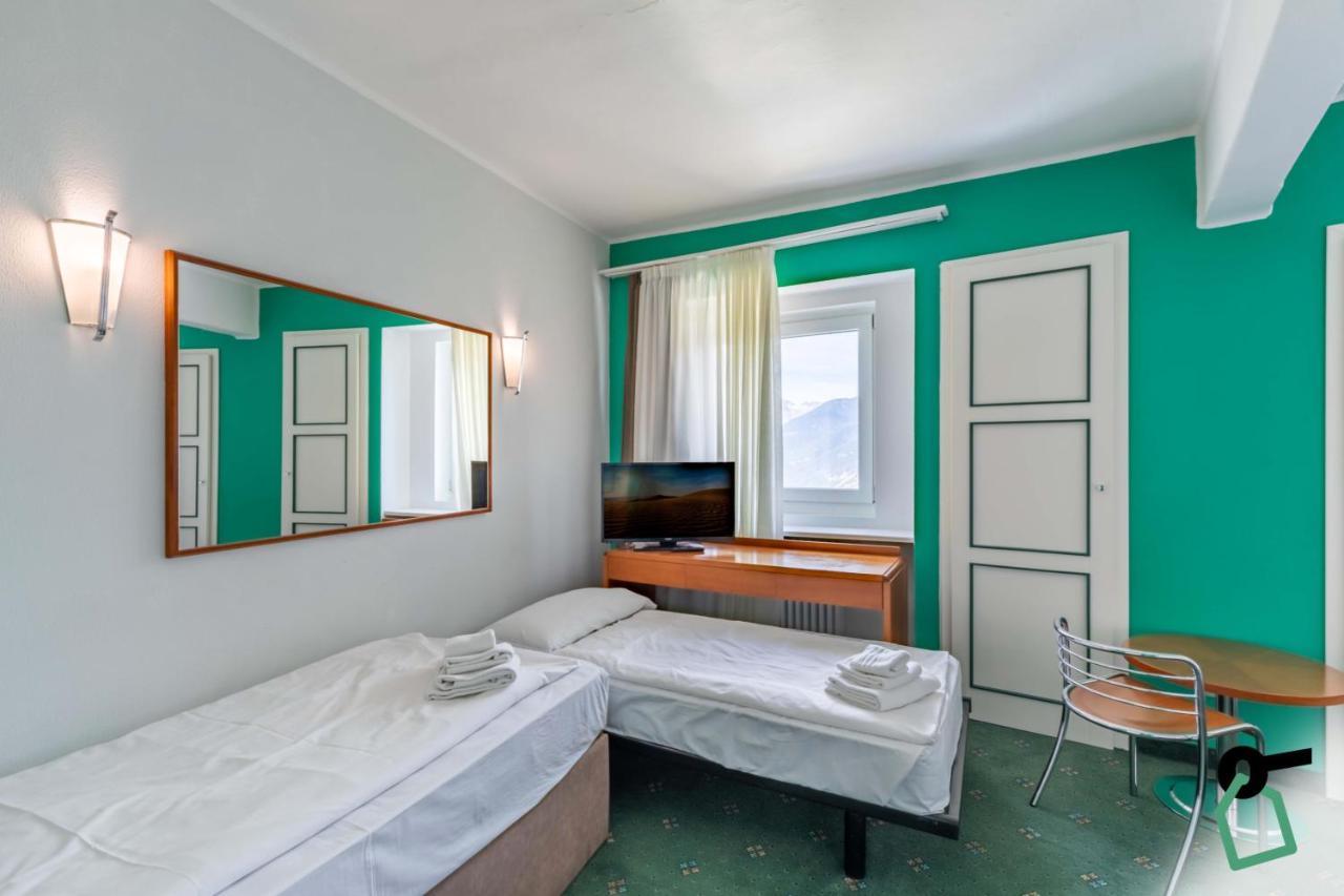 Hotiday Room Collection - Sauze Torre Sauze D'Oulx Bagian luar foto
