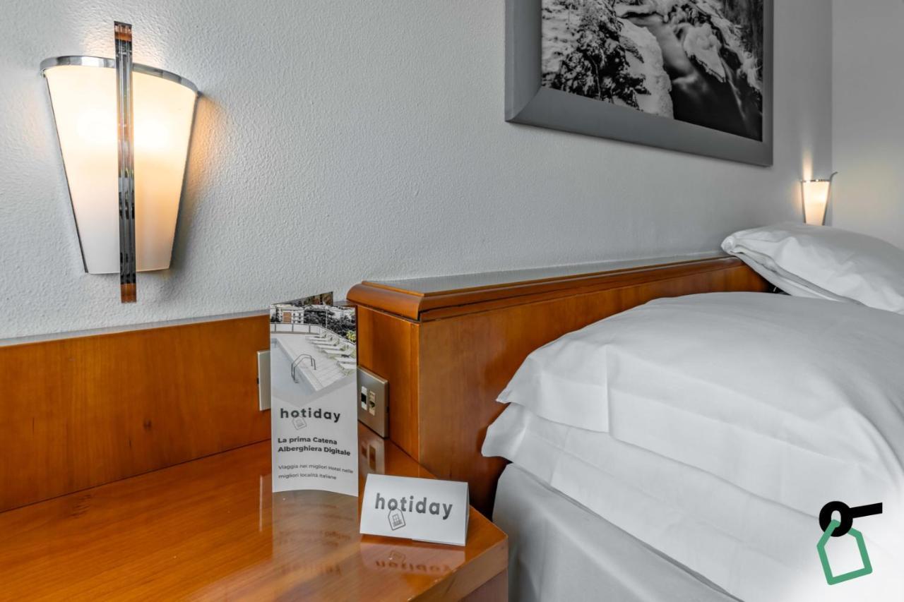 Hotiday Room Collection - Sauze Torre Sauze D'Oulx Bagian luar foto